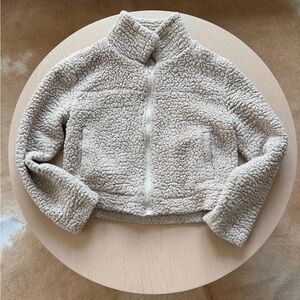 La Hearts Cream Sherpa Jacket